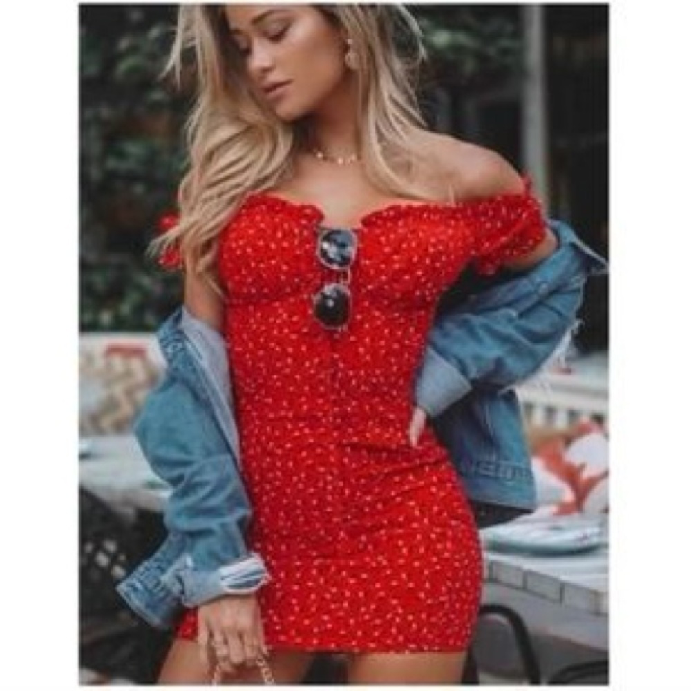 ❤️‍🔥 White Fox Boutique Floral Mini Dress ❤️‍🔥
